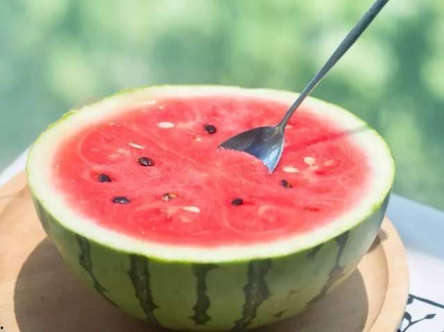 人喜欢吃瓜,揭秘人类对瓜果的偏爱之谜