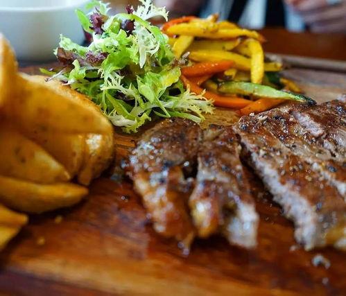 牛排和吃瓜更搭,品味生活双重享受